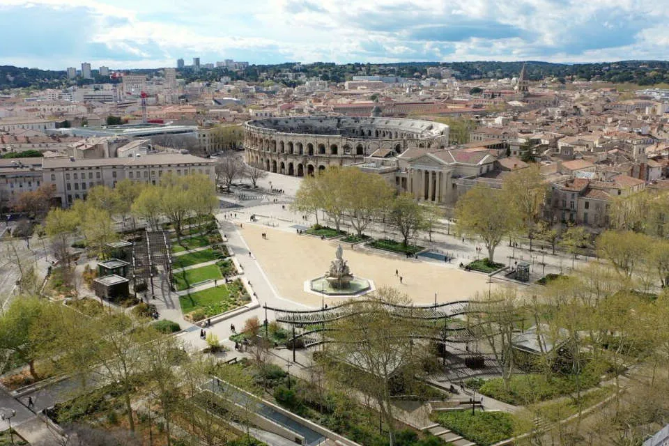 尼姆旅行指南nimes-travel-guide