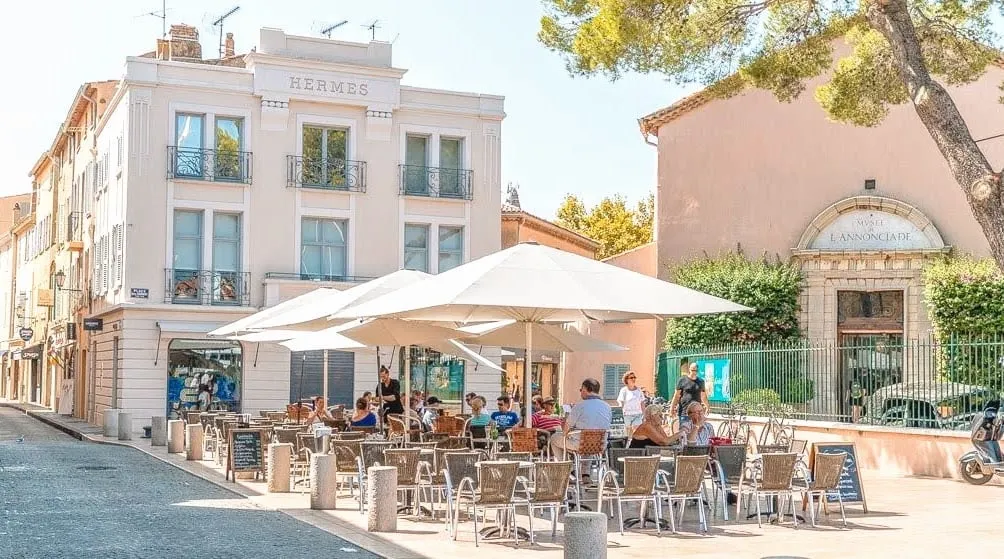 圣特罗佩旅游攻略saint-tropez-history-travel-guide