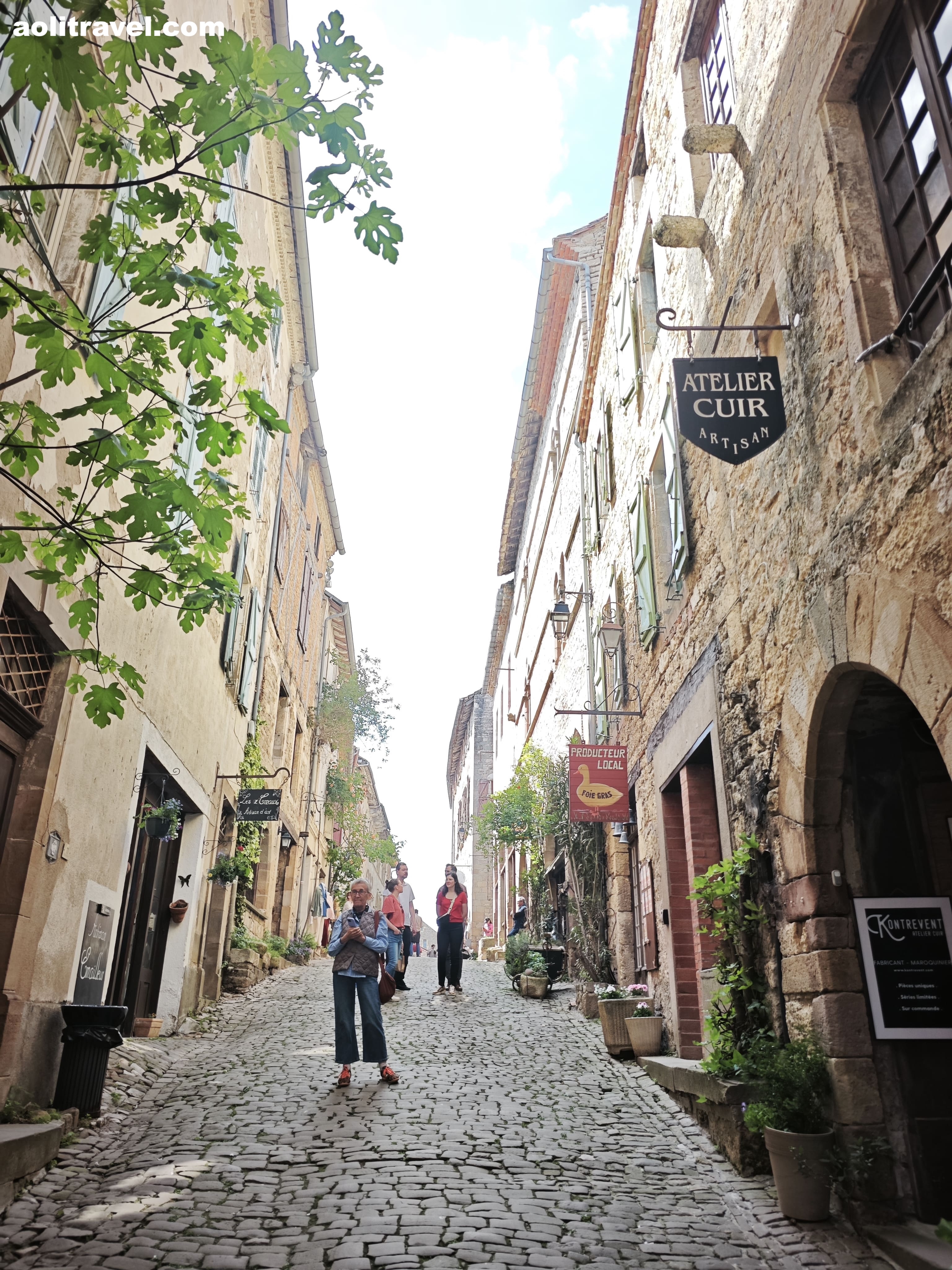 天空之城”Cordes-sur-Ciel攻略-aolitravel.com-cordes-sur-ciel-travel-guide