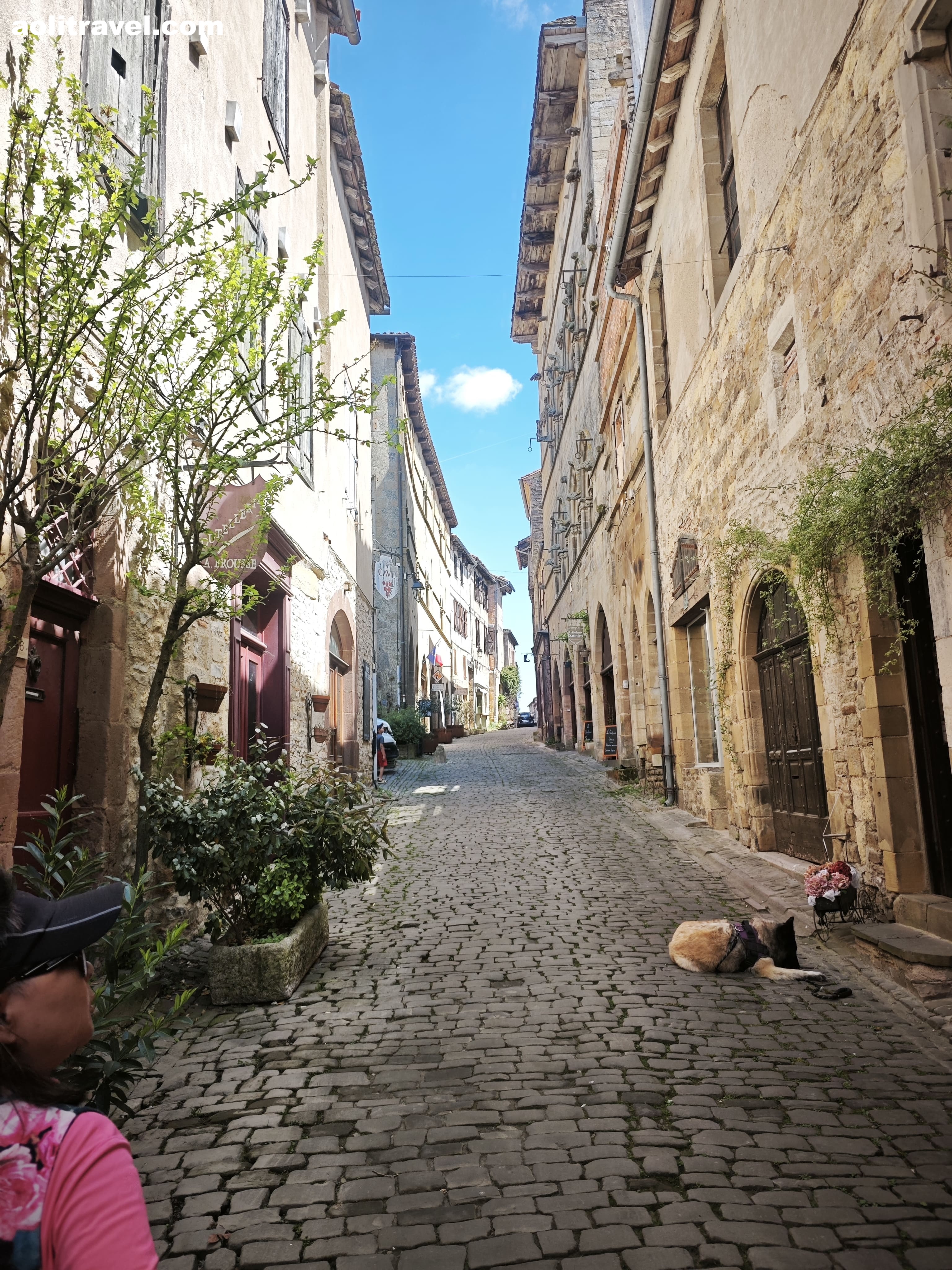 天空之城”Cordes-sur-Ciel攻略-aolitravel.com-cordes-sur-ciel-travel-guide