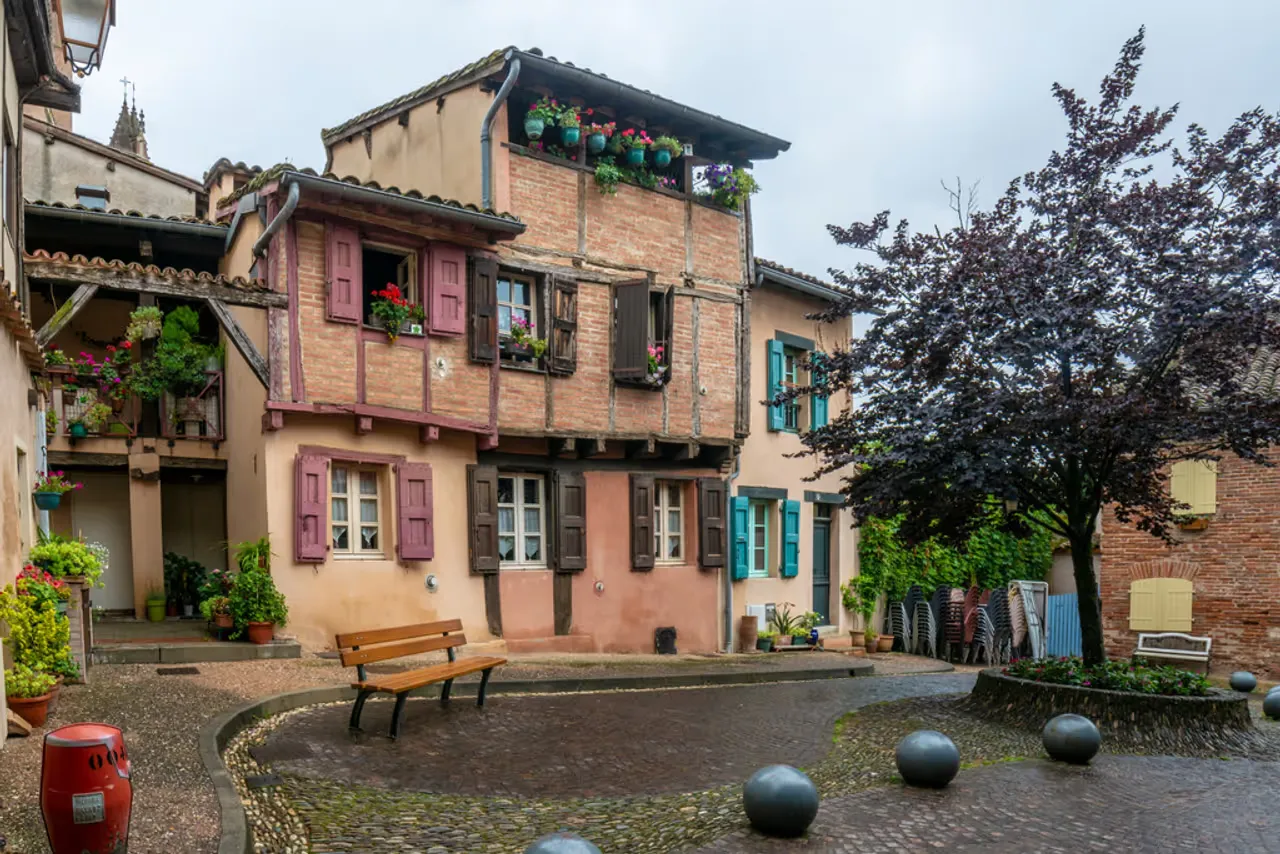 visit-albi-city-guide