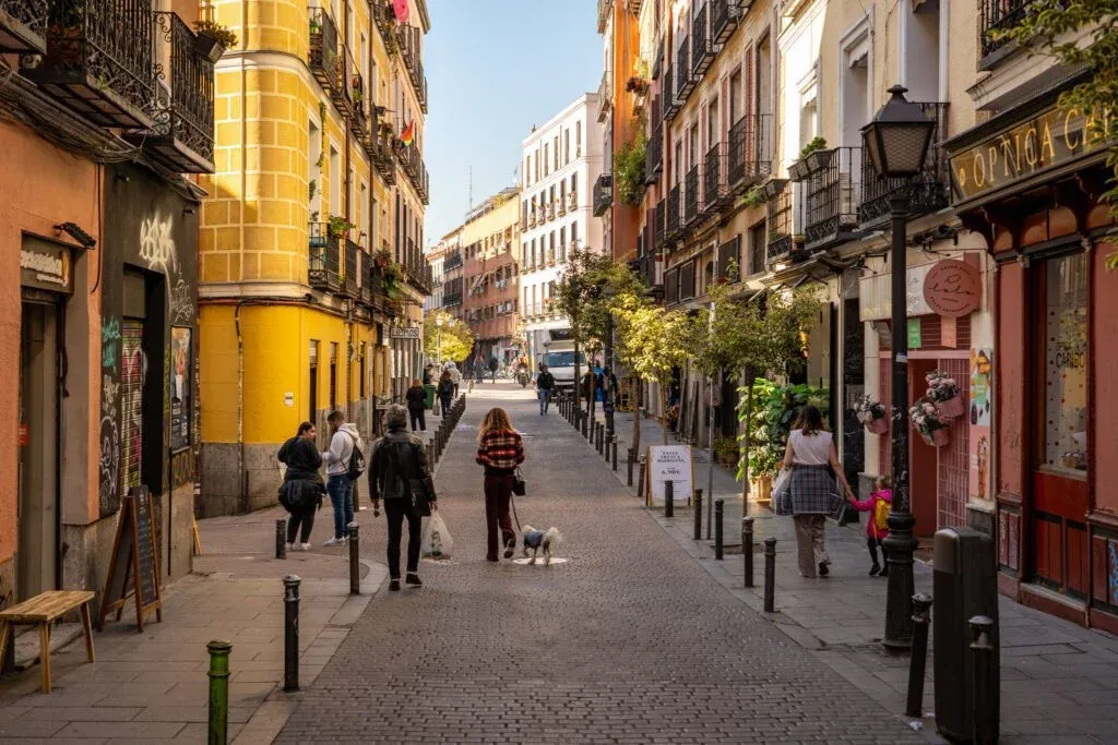 马德里住哪里好-madrid-where-to-stay-best-neighborhoods
