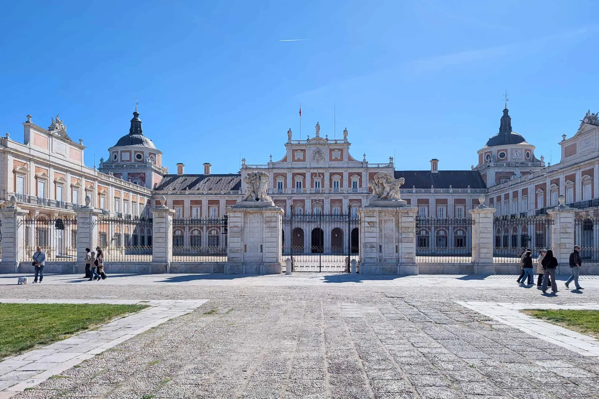 马德里周边十大目的地-madrid-around-10-destinations-one-day-trip
