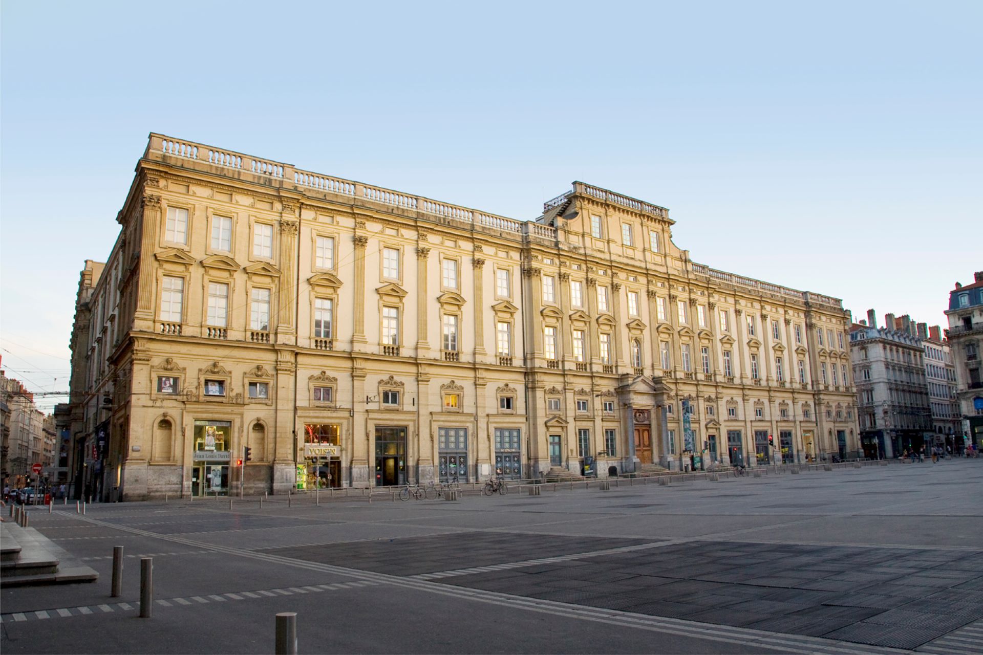 法国里昂旅游指南visit-lyon-top-18-things-to-do
