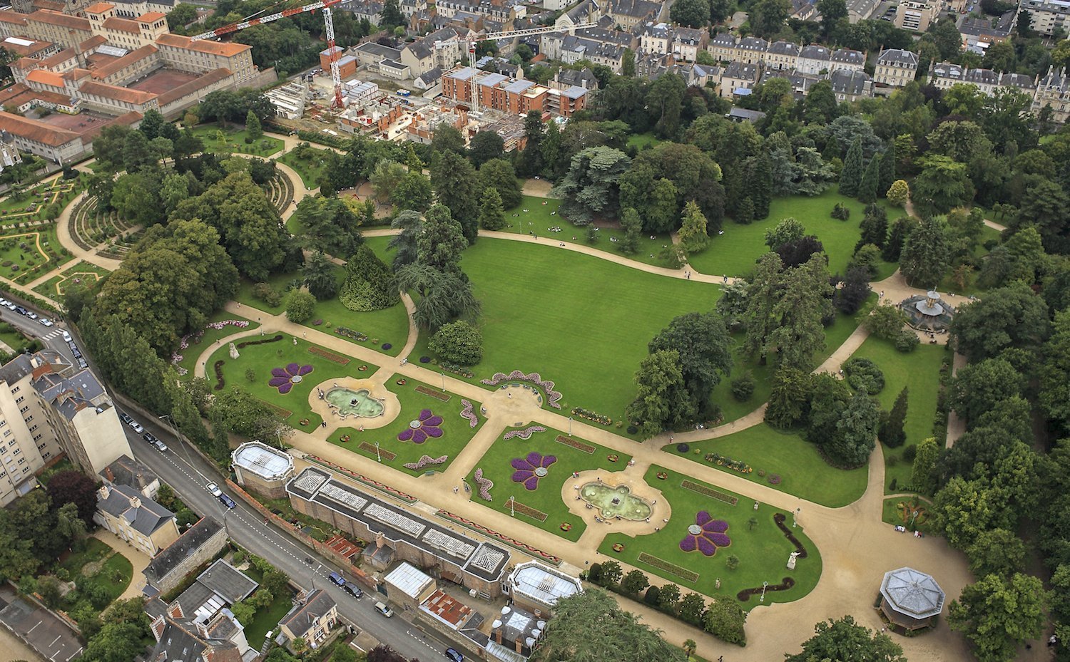 法国布列塔尼旅游指南france-visit-brittany-rennes