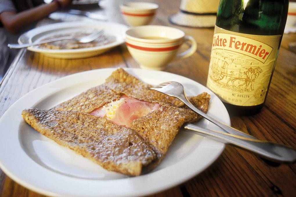 法国布列塔尼雷恩旅游指南france-visit-brittany-rennes