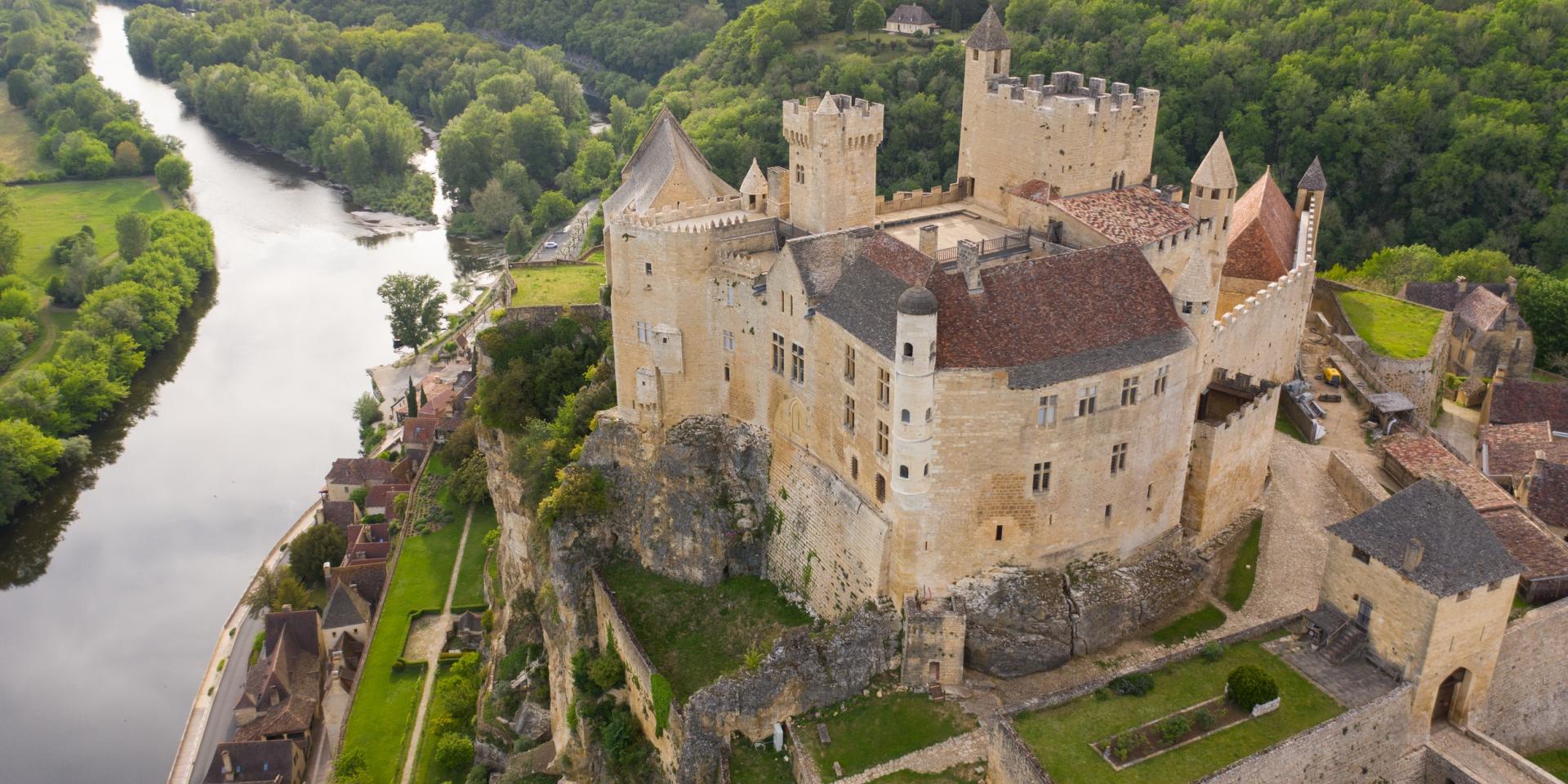 法国多尔多涅旅游指南visit-dordogne-travel-guide