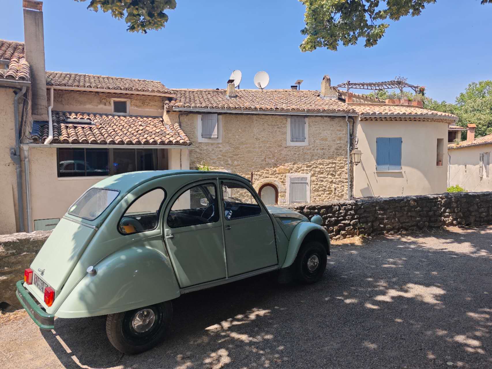 卢尔马兰小镇一日游记-visit-lourmarin-aolitravel
