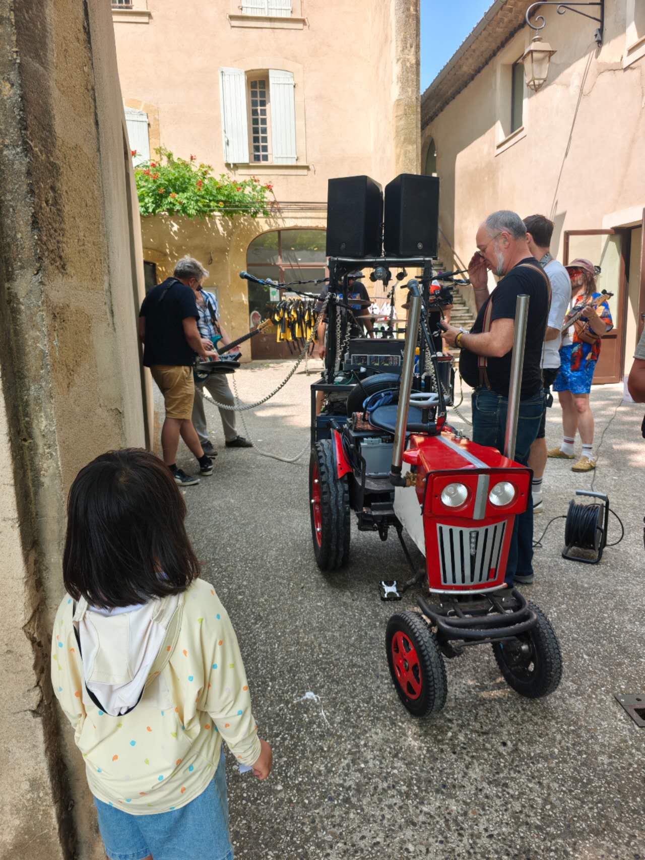 卢尔马兰小镇一日游记-visit-lourmarin-aolitravel